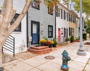 435 Ridge Street Nw - Photo Thumbnail 1