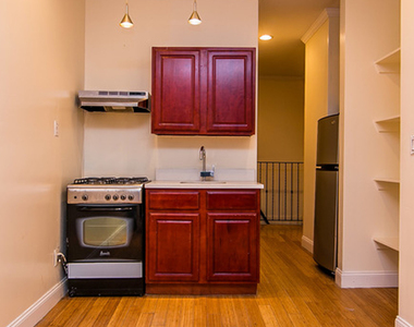 552 Lincoln Pl - Photo Thumbnail 17