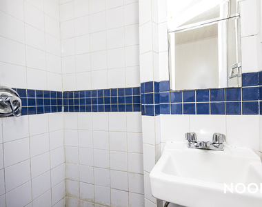 369 Menahan St - Photo Thumbnail 11