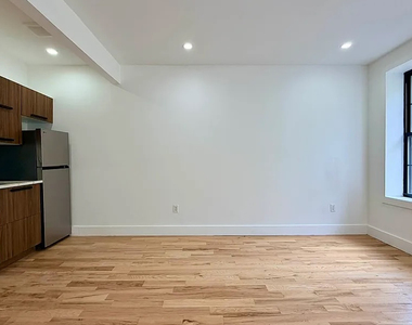 22 Patchen Ave - Photo Thumbnail 5