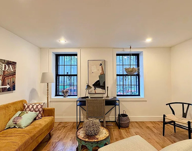 22 Patchen Ave - Photo Thumbnail 7