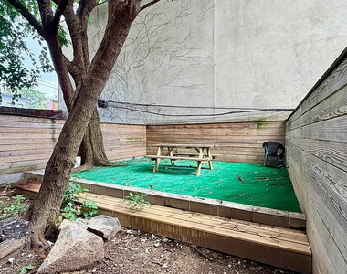22 Patchen Ave - Photo Thumbnail 6