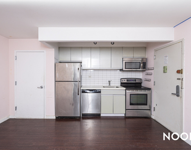286 Stanhope St - Photo Thumbnail 10