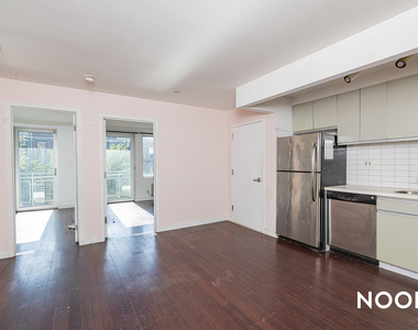 286 Stanhope St - Photo Thumbnail 14