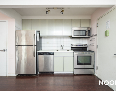 286 Stanhope St - Photo Thumbnail 13