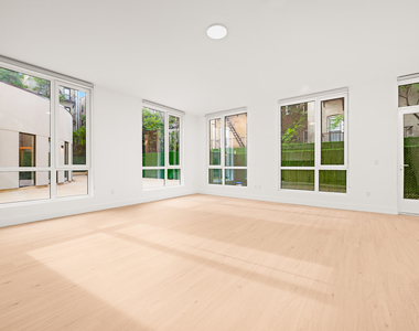 733 Lincoln Pl - Photo Thumbnail 4