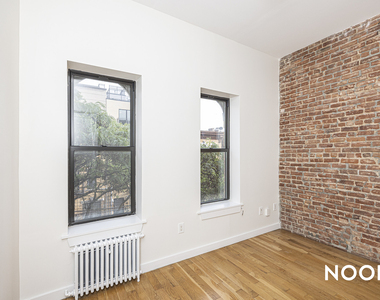 417 Suydam St - Photo Thumbnail 17