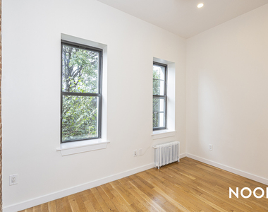 417 Suydam St - Photo Thumbnail 3