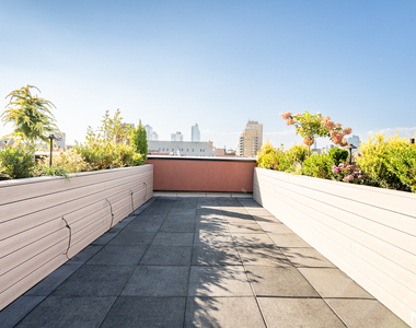 228 N 7th St - Photo Thumbnail 9