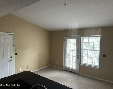 7701 Timberlin Park Boulevard - Photo Thumbnail 8