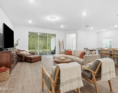 263 Archstone Way - Photo Thumbnail 18
