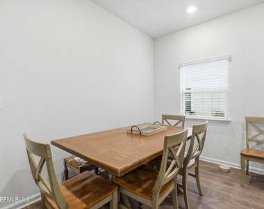 263 Archstone Way - Photo Thumbnail 16
