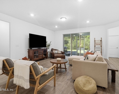 263 Archstone Way - Photo Thumbnail 2