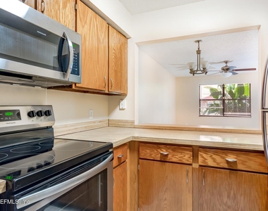 20 Ponte Vedra Court - Photo Thumbnail 4