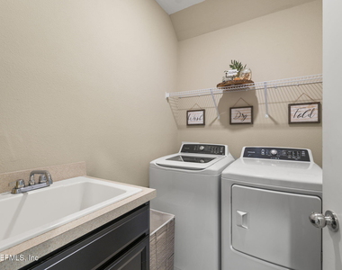 9686 Lovage Lane - Photo Thumbnail 29