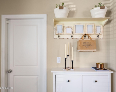 9686 Lovage Lane - Photo Thumbnail 7