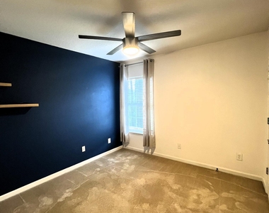 13311 Stone Pond Drive - Photo Thumbnail 4
