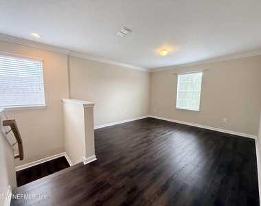 8900 Devon Pines Drive - Photo Thumbnail 16
