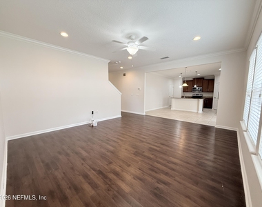 8900 Devon Pines Drive - Photo Thumbnail 10