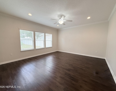 8900 Devon Pines Drive - Photo Thumbnail 9