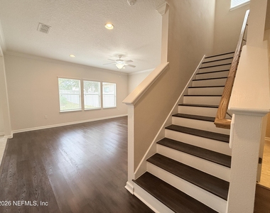 8900 Devon Pines Drive - Photo Thumbnail 8