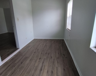 7874 Paschal Street - Photo Thumbnail 7