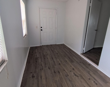 7874 Paschal Street - Photo Thumbnail 8
