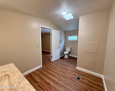 4304 Peppergrass Street - Photo Thumbnail 15