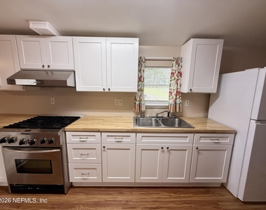4304 Peppergrass Street - Photo Thumbnail 8