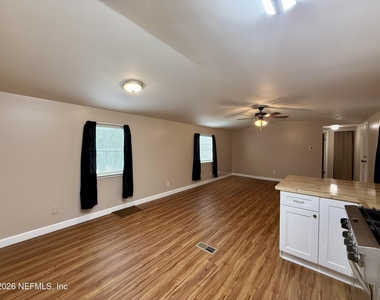 4304 Peppergrass Street - Photo Thumbnail 9