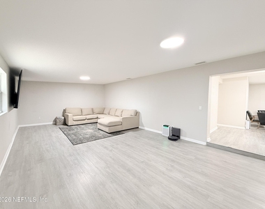8114 Patou Drive S - Photo Thumbnail 8