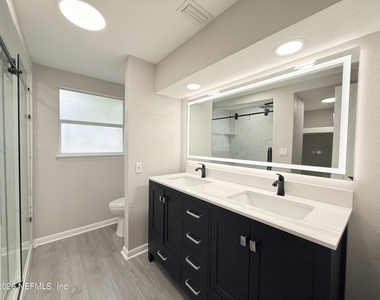 8114 Patou Drive S - Photo Thumbnail 13