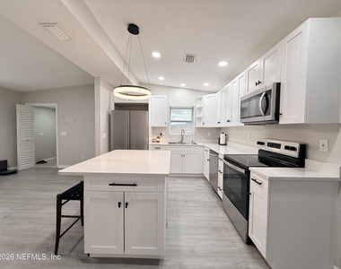 8114 Patou Drive S - Photo Thumbnail 6