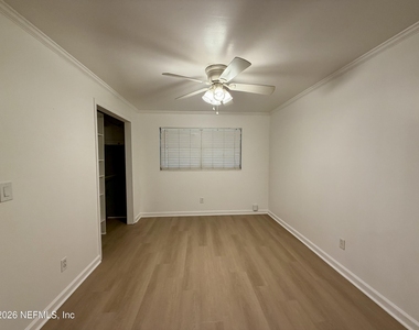 10439 Agave Road - Photo Thumbnail 15