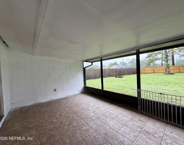 10439 Agave Road - Photo Thumbnail 18