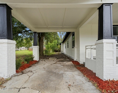 1409 W 5th Street - Photo Thumbnail 14