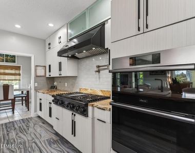 209 Gull Circle - Photo Thumbnail 37