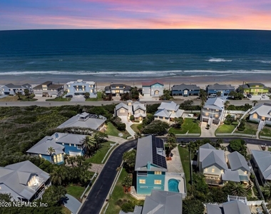 209 Gull Circle - Photo Thumbnail 1