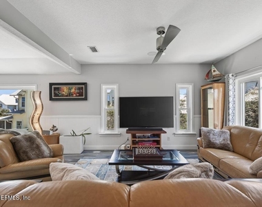 209 Gull Circle - Photo Thumbnail 43