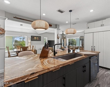 209 Gull Circle - Photo Thumbnail 35