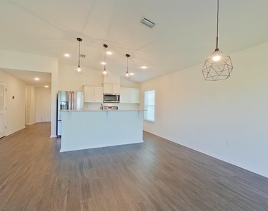 13275 Avery Park Lane - Photo Thumbnail 15