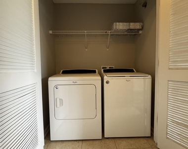 4220 Plantation Oaks Boulevard - Photo Thumbnail 21