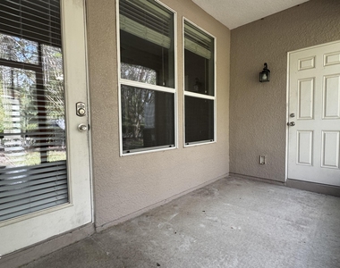 4220 Plantation Oaks Boulevard - Photo Thumbnail 23