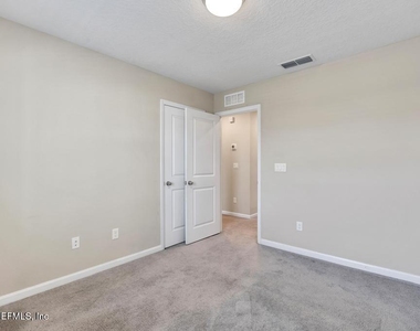 133 Appleton Court - Photo Thumbnail 19