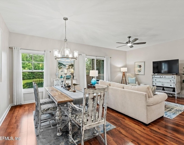945 Registry Boulevard - Photo Thumbnail 3