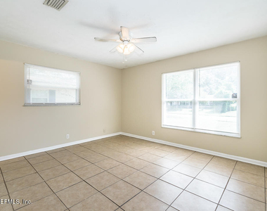 2742 Woolery Drive - Photo Thumbnail 5