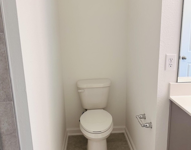 51 Fieldfare Lane - Photo Thumbnail 21