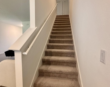 170 Hubbard Bend - Photo Thumbnail 26