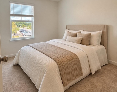 170 Hubbard Bend - Photo Thumbnail 33