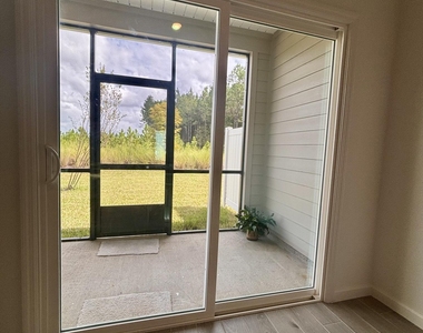 170 Hubbard Bend - Photo Thumbnail 17